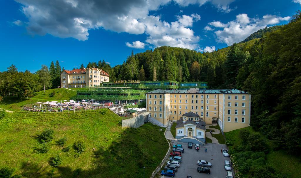 Rimske Terme - Hotel Zdraviliski Dvor 里姆斯克·托普利采 外观 照片