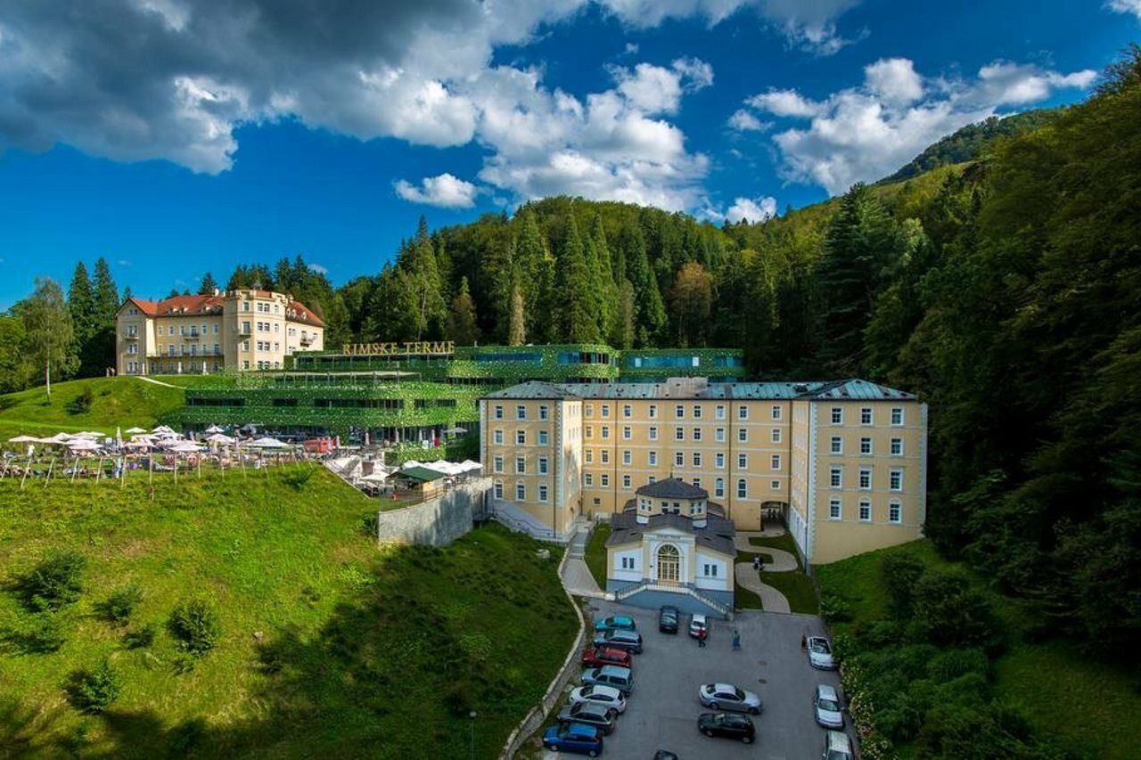 Rimske Terme - Hotel Zdraviliski Dvor 里姆斯克·托普利采 外观 照片