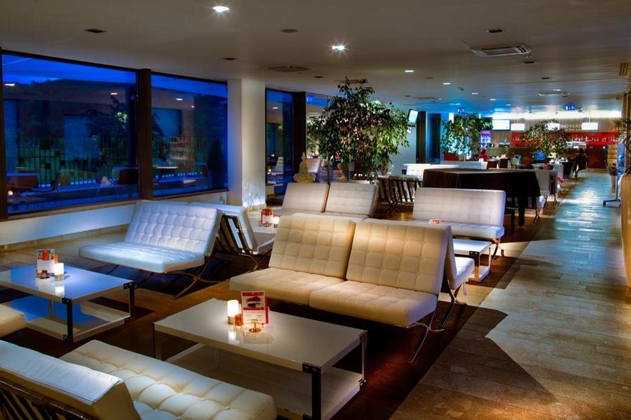 Rimske Terme - Hotel Zdraviliski Dvor 里姆斯克·托普利采 外观 照片